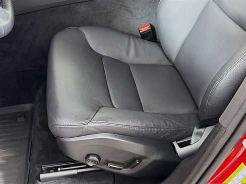 Used 2024 Volvo XC60 B5 Plus w/ Climate Package image 22