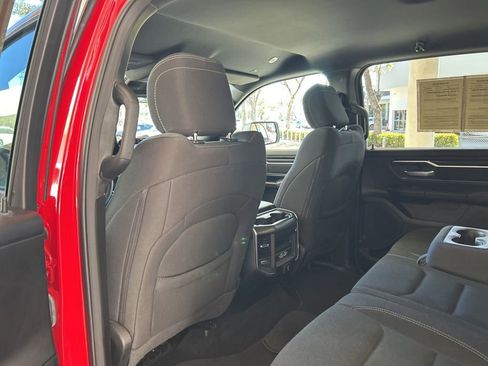 Used 2025 RAM 1500 Big Horn AWD/4WD image 34