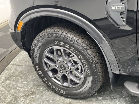 Used 2024 Ford Ranger XLT w/ FX4 Off-Road Package image 33