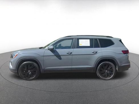 Used 2026 Volkswagen Atlas SE FWD image 7