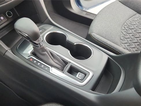 Used 2024 Chevrolet Equinox LT FWD image 42