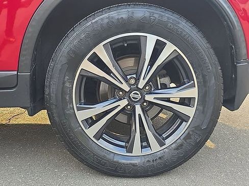 Used 2017 Nissan Rogue SL w/ SL Premium Package image 60