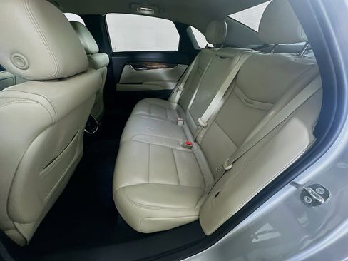 Used 2018 Cadillac XTS Luxury image 28