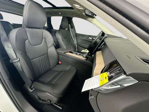 New 2026 Volvo XC60 B5 Core image 28