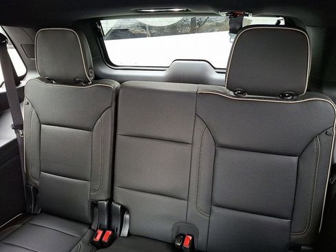 Used 2023 Chevrolet Tahoe Premier image 11