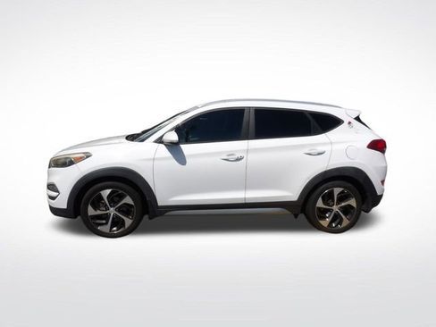 Used 2017 Hyundai Tucson Sport FWD image 10