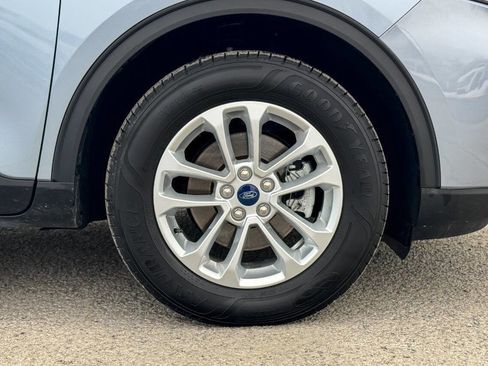 Used 2022 Ford Escape SE w/ Convenience Package image 9