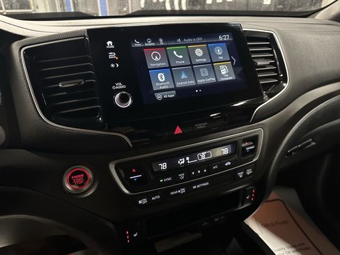 Used 2022 Honda Passport TrailSport image 11