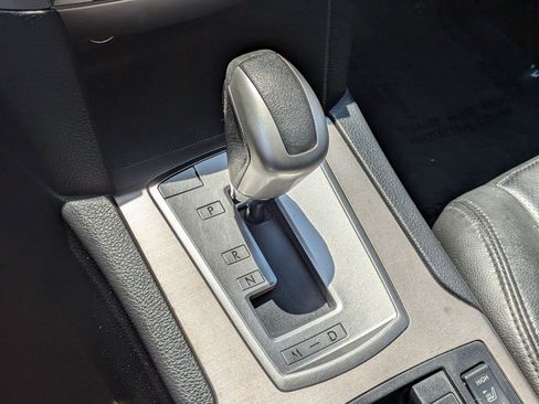 Used 2011 Subaru Outback 2.5i Limited image 25