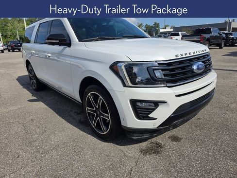Used 2020 Ford Expedition Max Limited w/ Equipment Group 303A RWD image 3