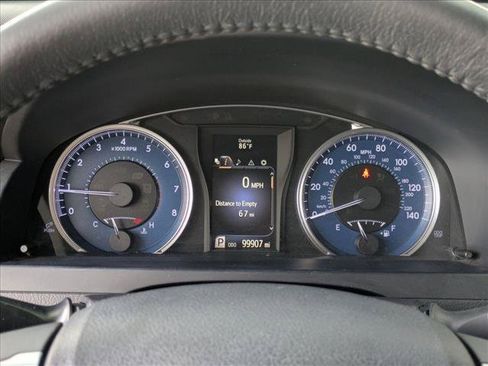 Used 2015 Toyota Camry XLE FWD image 11
