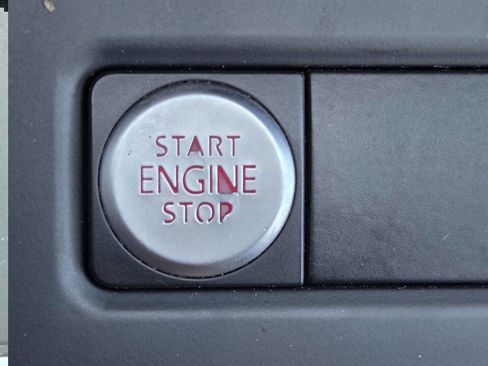 Used 2012 Volkswagen Jetta GLI Autobahn image 37