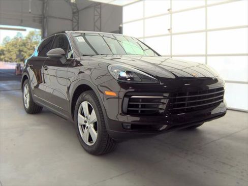 Used 2019 Porsche Cayenne AWD/4WD image 4
