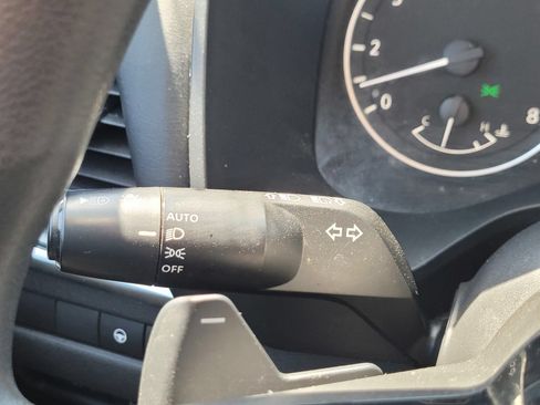 Used 2023 Nissan Rogue SV FWD image 24