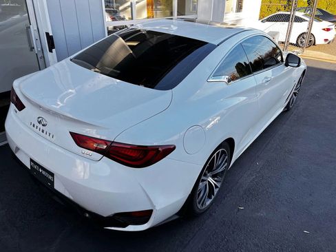 Used 2018 INFINITI Q60 3.0t Luxe image 4