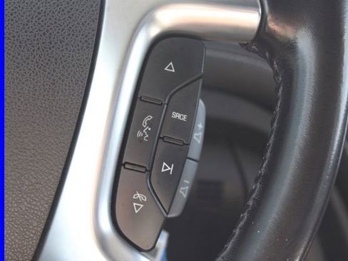 Used 2017 Chevrolet Traverse LT FWD image 31