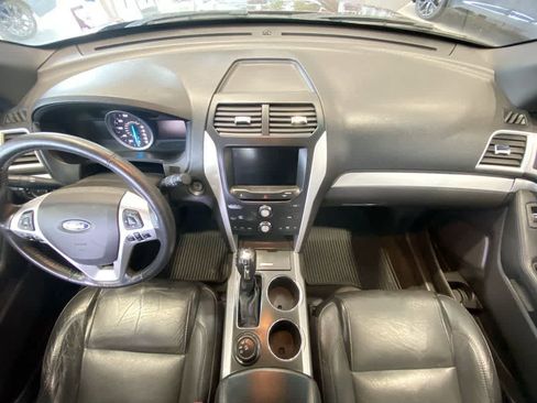 Used 2012 Ford Explorer XLT AWD/4WD image 22