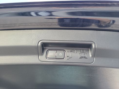 Used 2025 Ford Explorer ST-Line w/ Premium Package RWD image 17