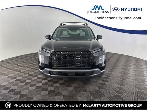 Certified 2025 Hyundai Palisade Limited image 2