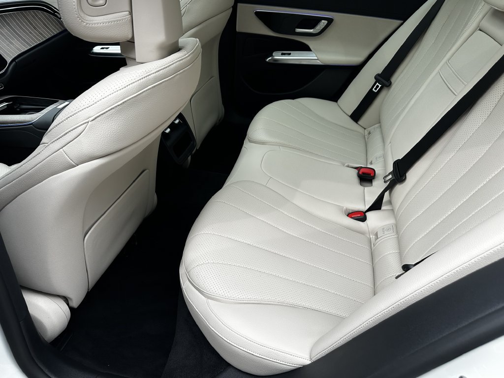 Certified 2025 Mercedes-Benz E 450 4MATIC Sedan w/ Winter Package image 25