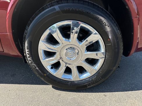 Used 2017 Buick Enclave Leather w/ Trailering Package AWD/4WD image 11