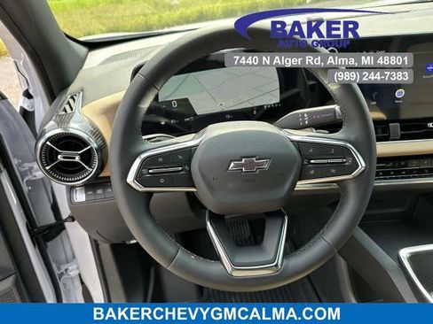 New 2026 Chevrolet Equinox ACTIV w/ Convenience Package III image 11