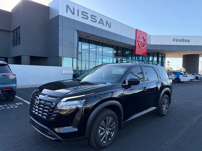 Used 2026 Nissan Pathfinder SV