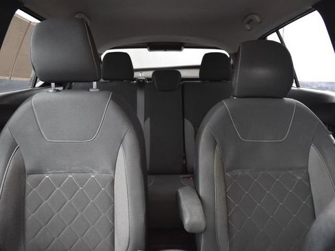 Used 2019 Nissan Kicks SV FWD image 20