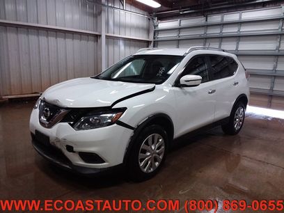 Used 2016 Nissan Rogue S w/ Appearance Package