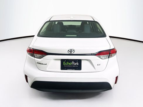 Used 2024 Toyota Corolla LE FWD image 7