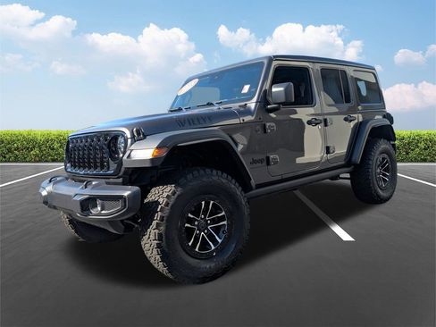 Used 2025 Jeep Wrangler Unlimited Sport AWD/4WD image 9