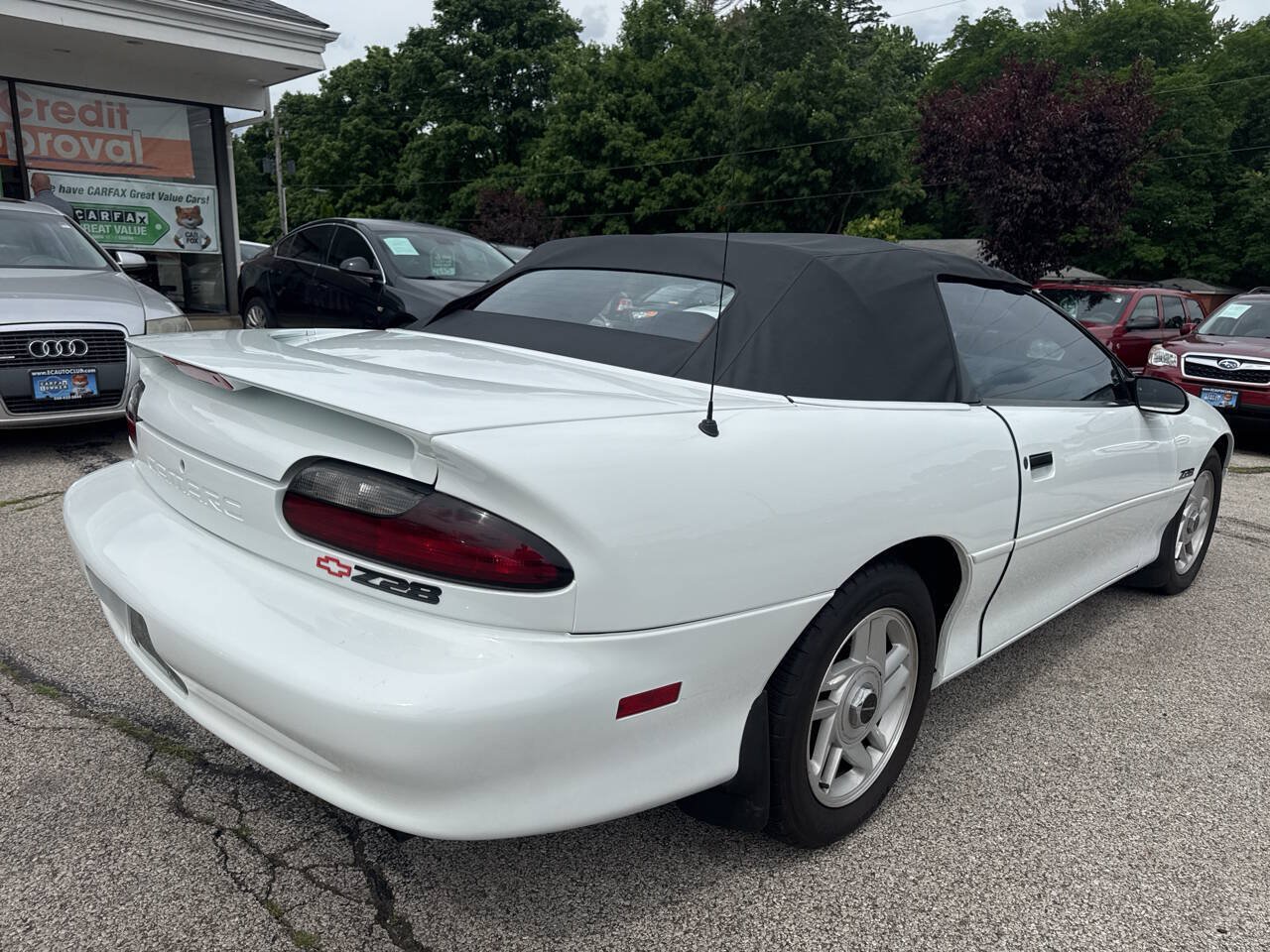 Used 1994 Chevrolet Camaro Z28 RWD image 8