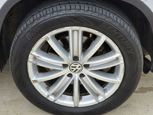 Used 2016 Volkswagen Tiguan SE image 33