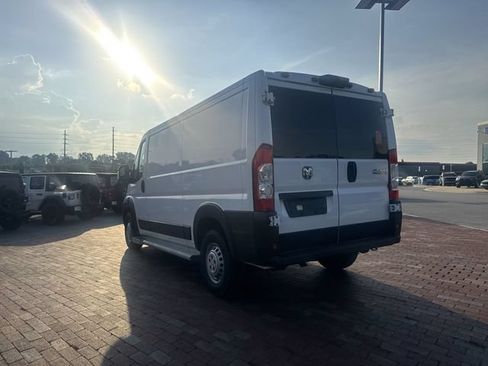 Used 2025 RAM ProMaster 2500 w/ U-Haul Equipment Group FWD image 7