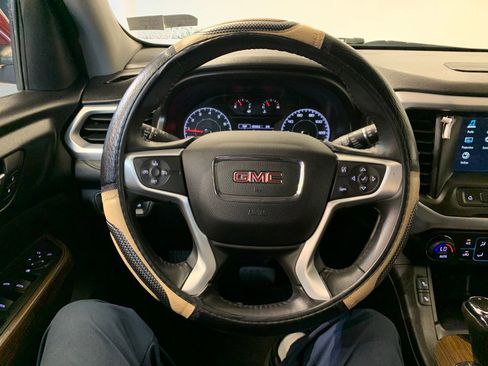 Used 2018 GMC Acadia SLE AWD/4WD image 20