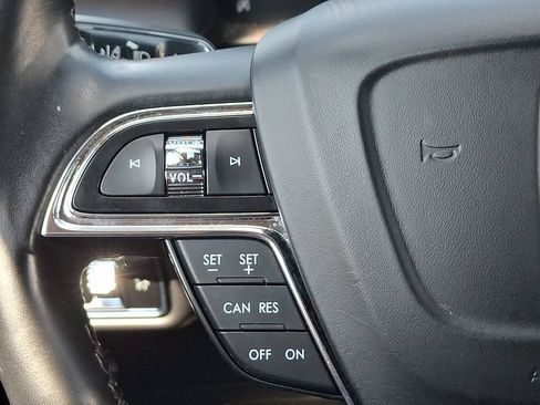 Certified 2023 Lincoln Nautilus Reserve AWD/4WD image 22