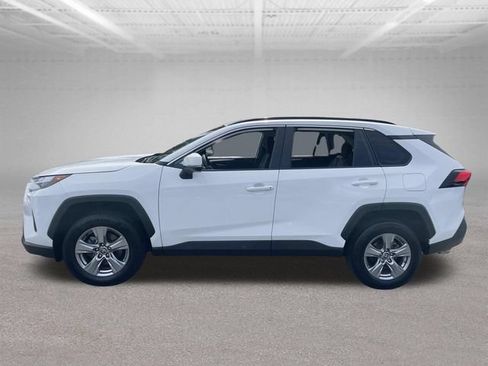 Used 2024 Toyota RAV4 XLE FWD image 12