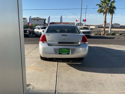Used 2011 Chevrolet Impala LS FWD image 6