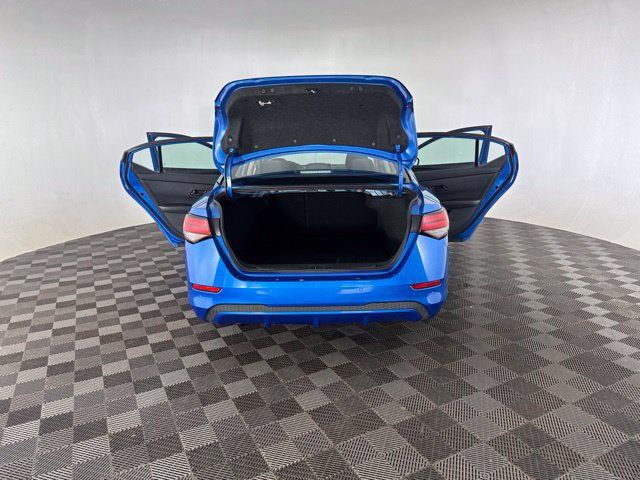 Used 2024 Nissan Sentra SV FWD image 15