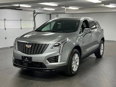 New 2025 Cadillac XT5 Luxury