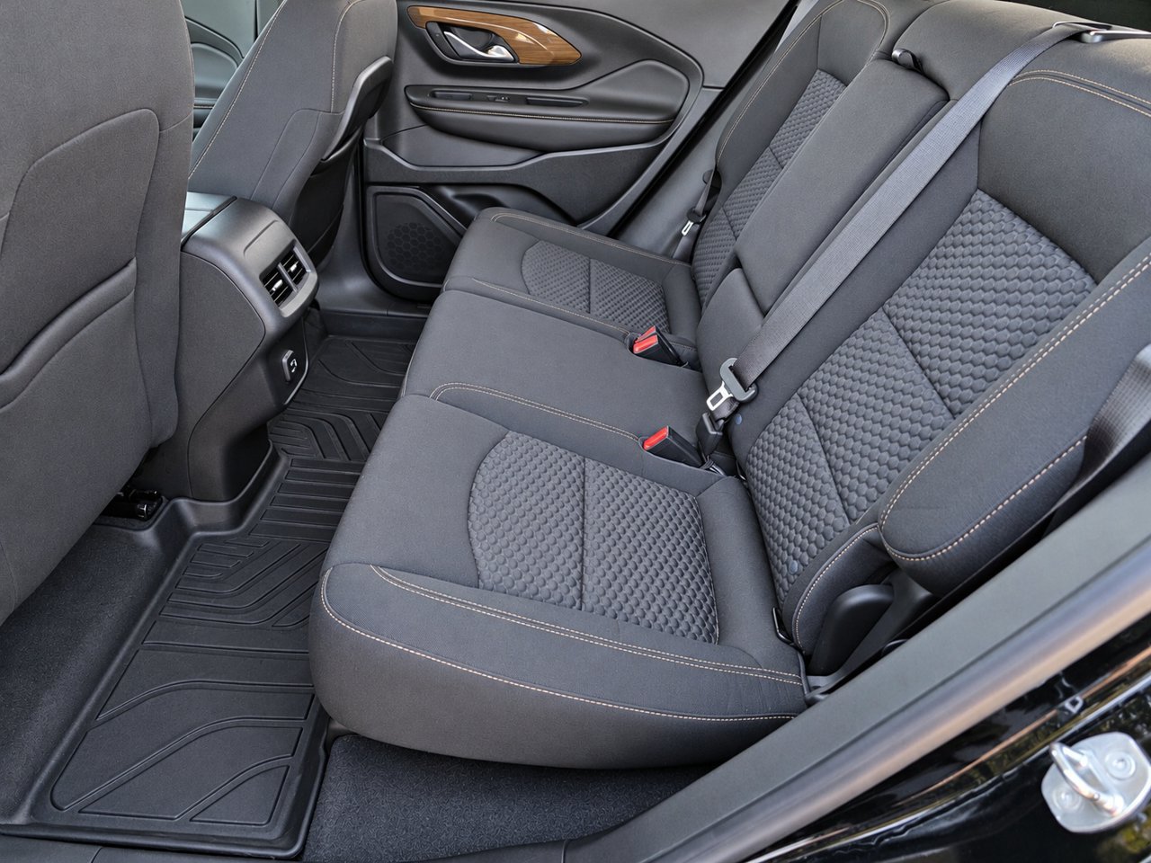 Used 2020 GMC Terrain SLE w/ Driver Convenience Package AWD/4WD image 26