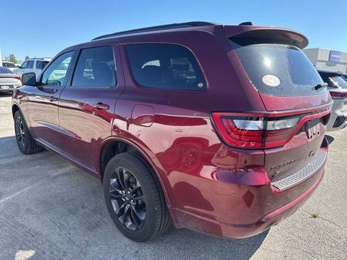 Used 2023 Dodge Durango GT w/ Blacktop Package AWD/4WD image 4