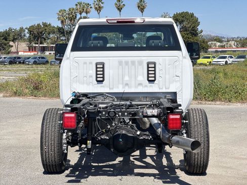 New 2026 GMC Sierra 2500 Pro RWD image 4