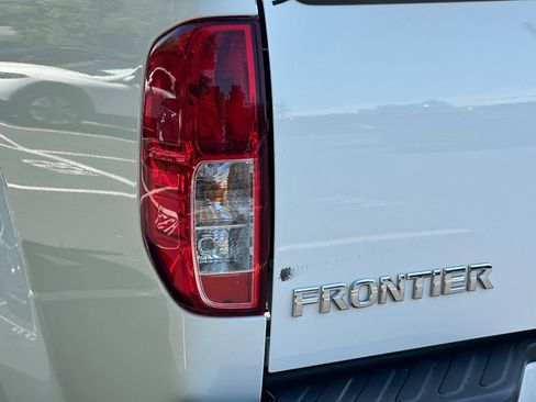 Used 2021 Nissan Frontier S w/ S Utility Package RWD image 13