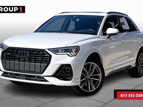Certified 2025 Audi Q3 2.0T Premium w/ Convenience Package image 1