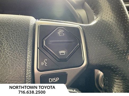 Used 2016 Toyota 4Runner Limited image 19