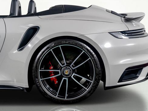 Used 2022 Porsche 911 Turbo image 17