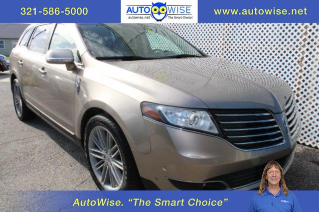 Used 2018 Lincoln MKT AWD w/ Technology Package image 1