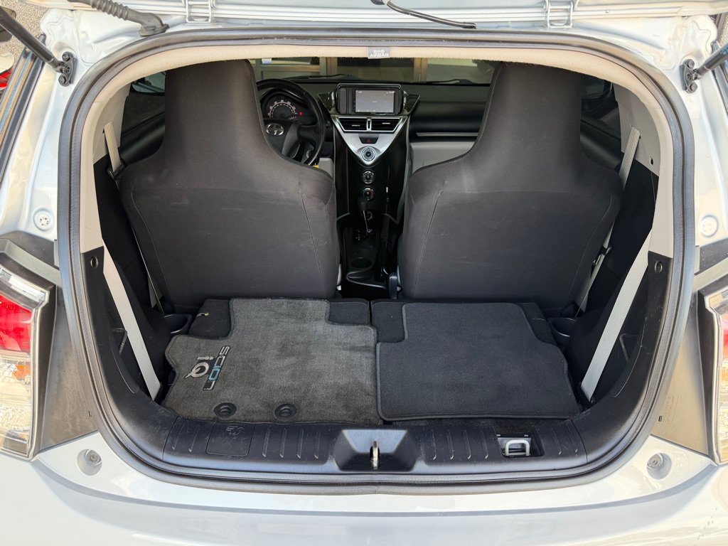 Used 2014 Scion iQ 10 Series FWD image 24