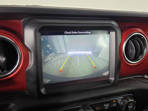 Used 2019 Jeep Wrangler Unlimited Rubicon AWD/4WD image 25